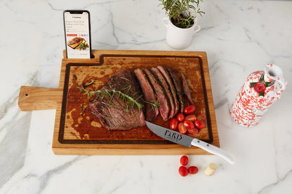 Carving board with wood oiling wax, oak German.